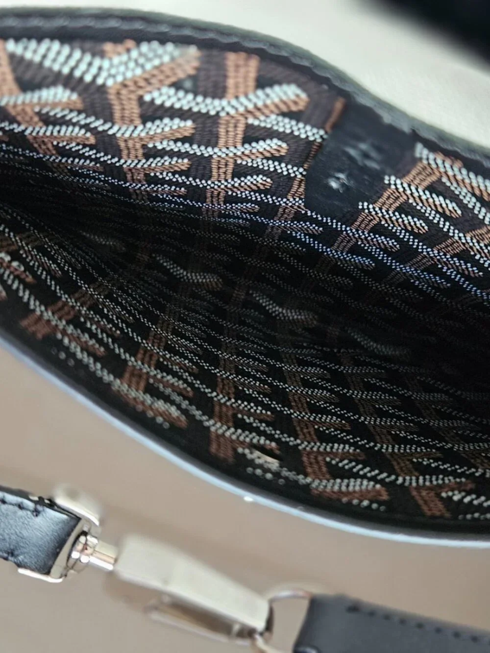 Goyard bellechasse black